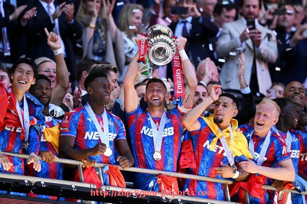 J9九游会登录入口-法甲球队资金运作模式解析:预算控制与市场策略详解